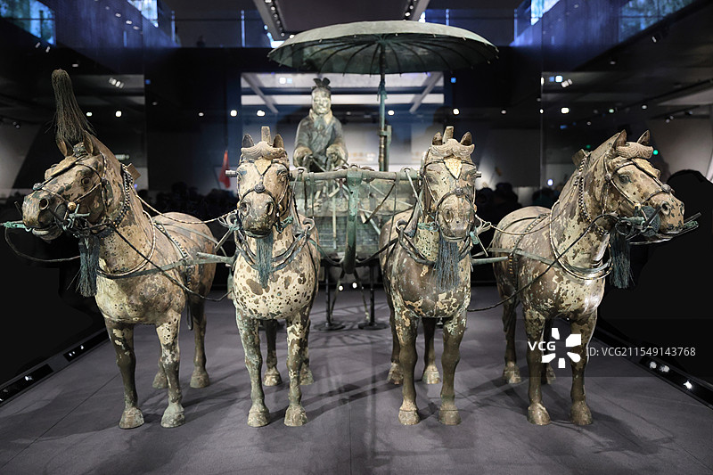 秦始皇帝陵铜车马博物馆--铜立车图片素材