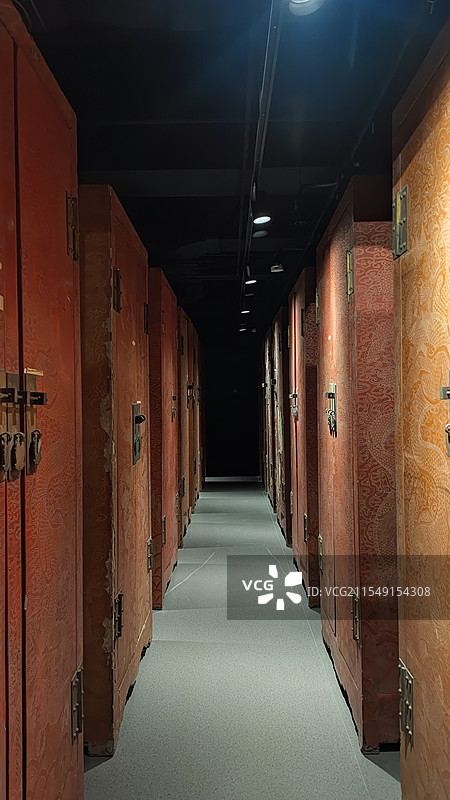 博物馆里的龙柜图片素材