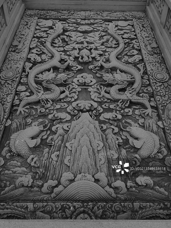 龙纹雕刻图片素材