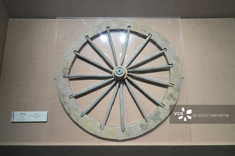 重庆万州出土的东汉灰陶陶轮图片素材