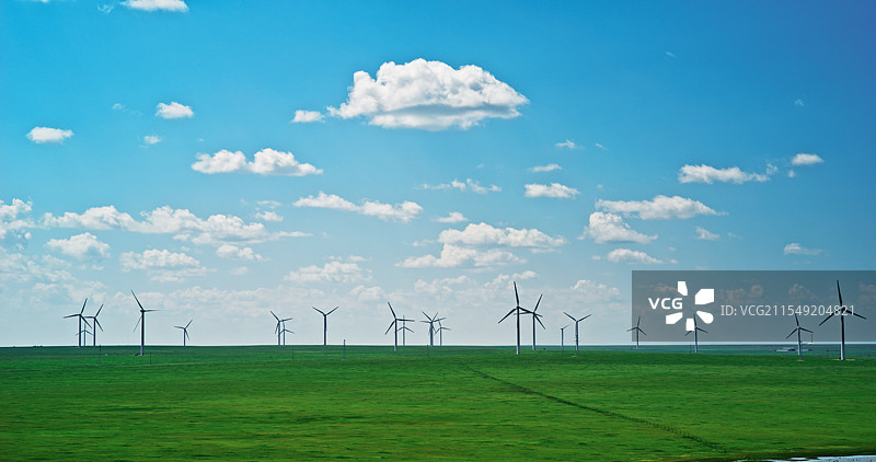 草原风车风力发电航拍图片素材
