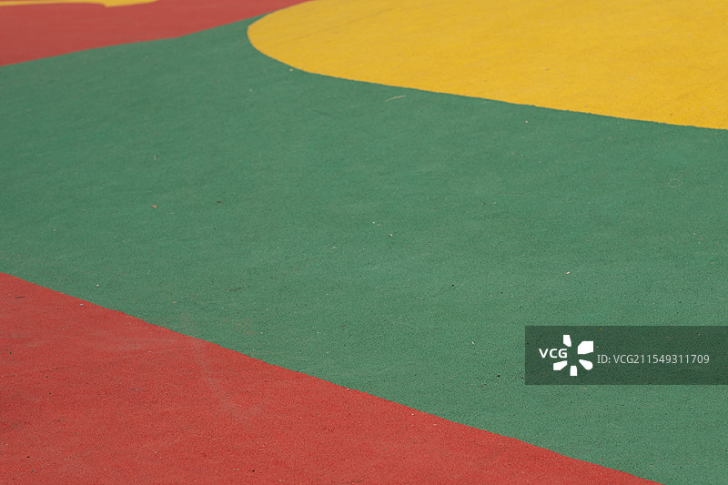运动场上的色彩碰撞图片素材