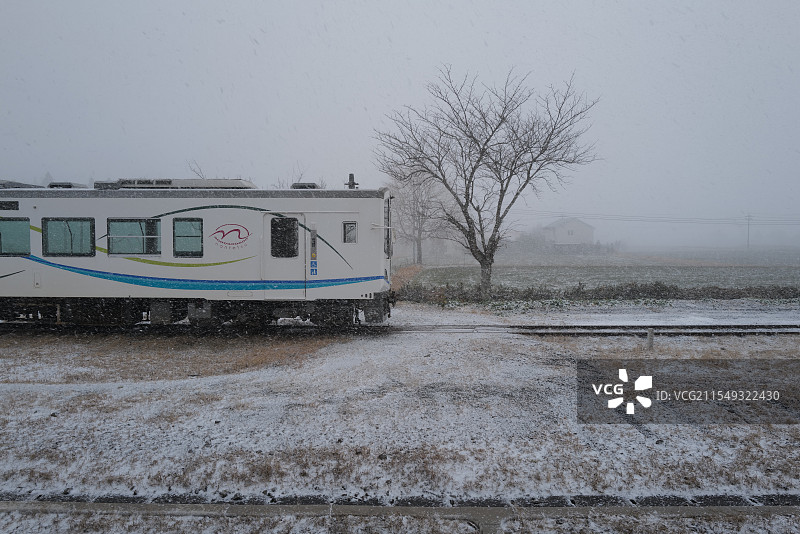 雪中的火车图片素材