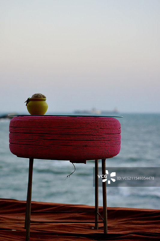 石狮市黄金海岸-桌子特写镜头图片素材