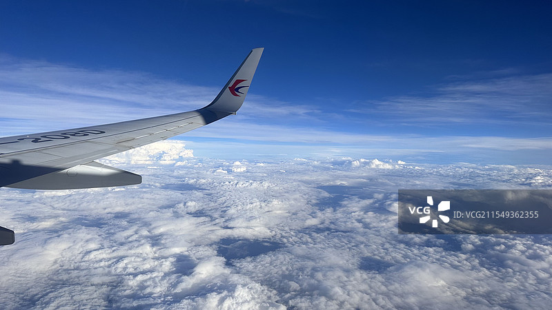 飞机机翼图片素材