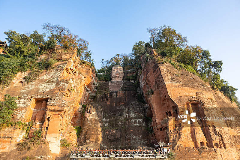 四川著名旅游景点修建于唐代的佛教石刻凌云大佛图片素材