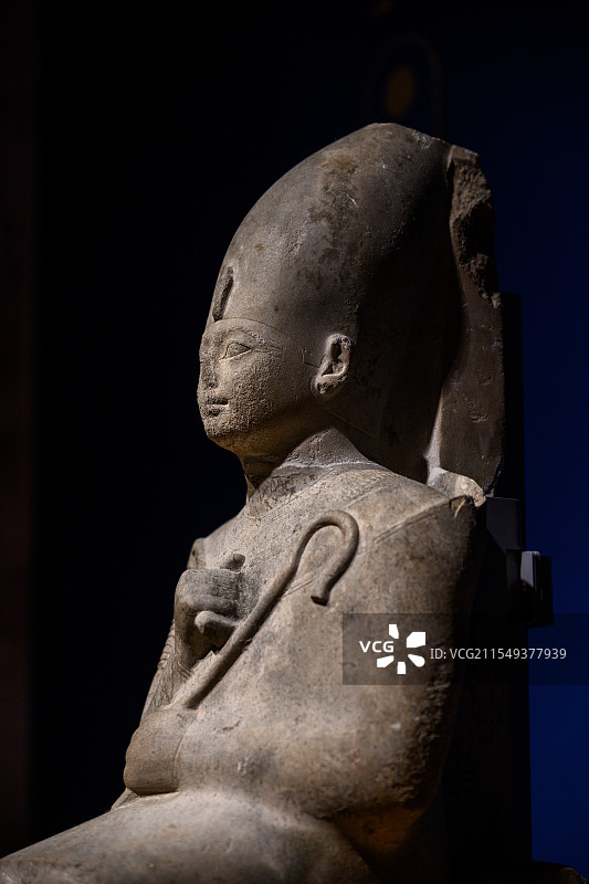 新王国时期图特摩斯三世坐像，索哈杰省博物馆，【上海博物馆古埃及文明大展】图片素材