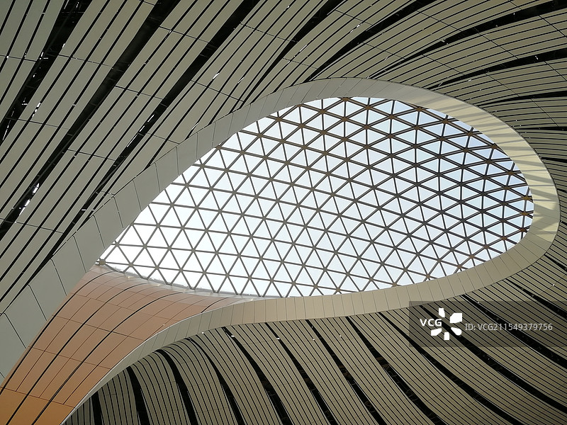北京大兴国际机场的叶状穹顶图片素材