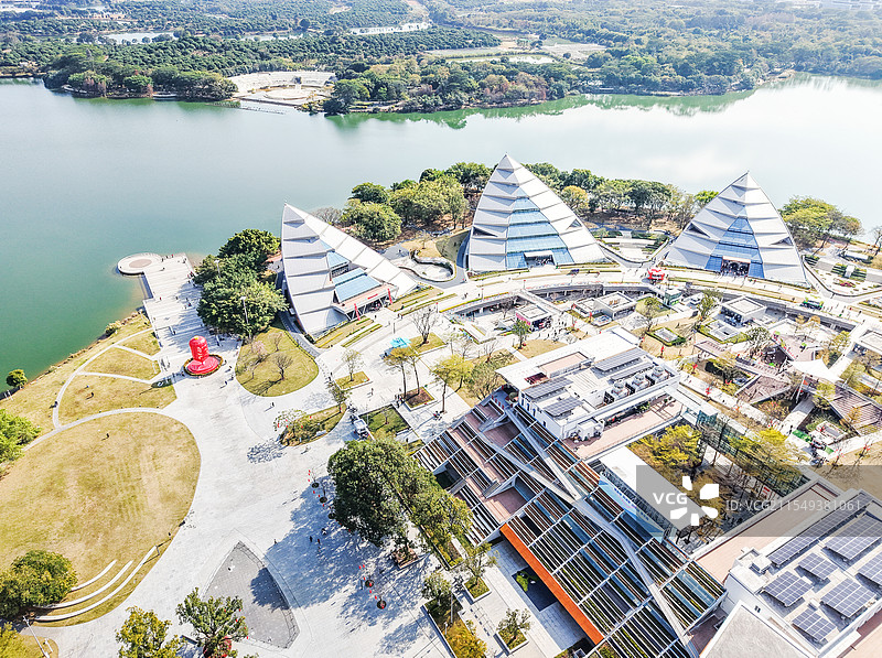 广东省东莞市大朗镇松山湖图书馆和中心公园航拍 东莞松山湖 东莞松山湖高新技术产业开发区航拍图片素材