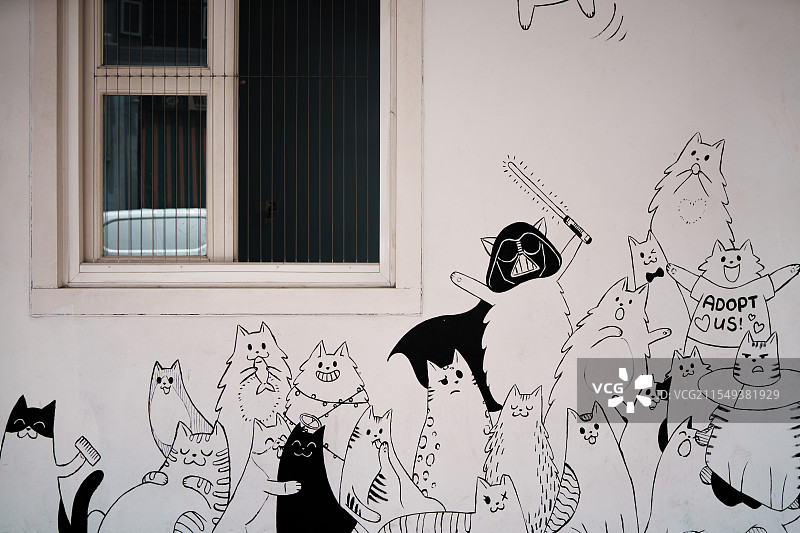 卡通猫咪墙壁绘画图片素材