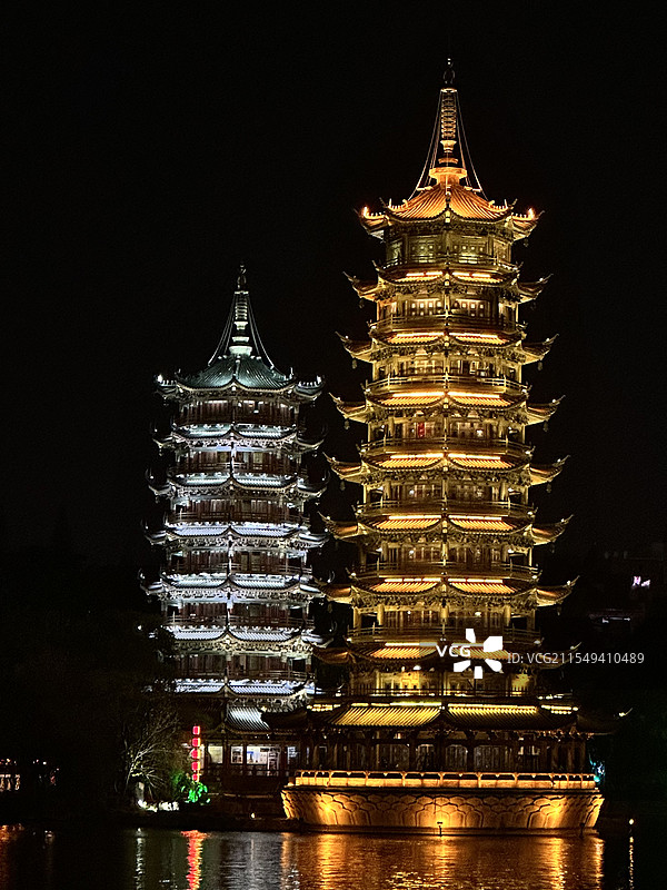 桂林日月双塔图片素材