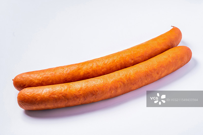 白色背景的手掰肠香肠图片素材