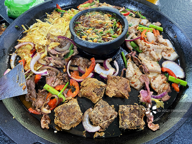 贵州特色烙锅美食图片素材