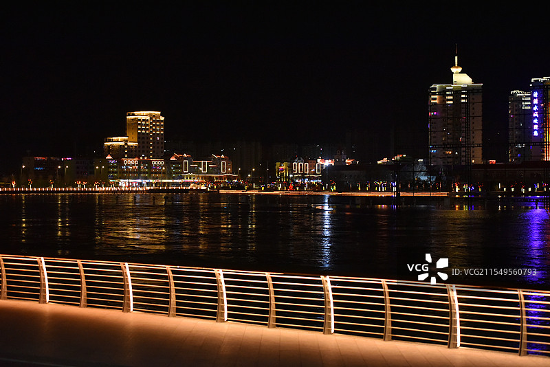 太原市清徐县人民公园东湖夜景图片素材