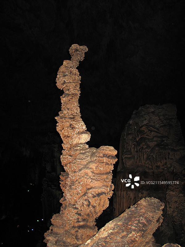 广西河池市凤山县鸳鸯洞景区图片素材