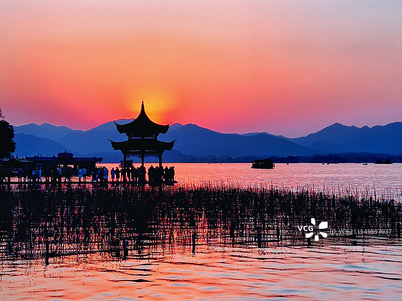西湖晚霞图片素材