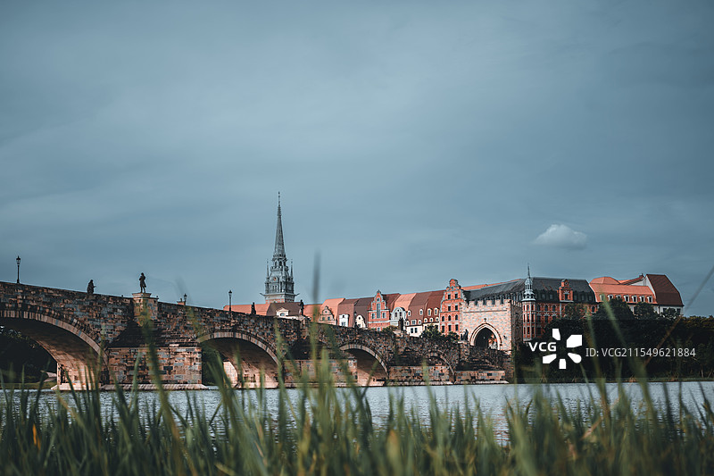 东莞松山湖松湖烟雨图片素材