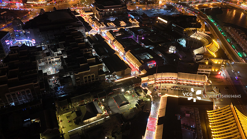 春节期间天津古文化街（津门故里）夜景航拍图片素材