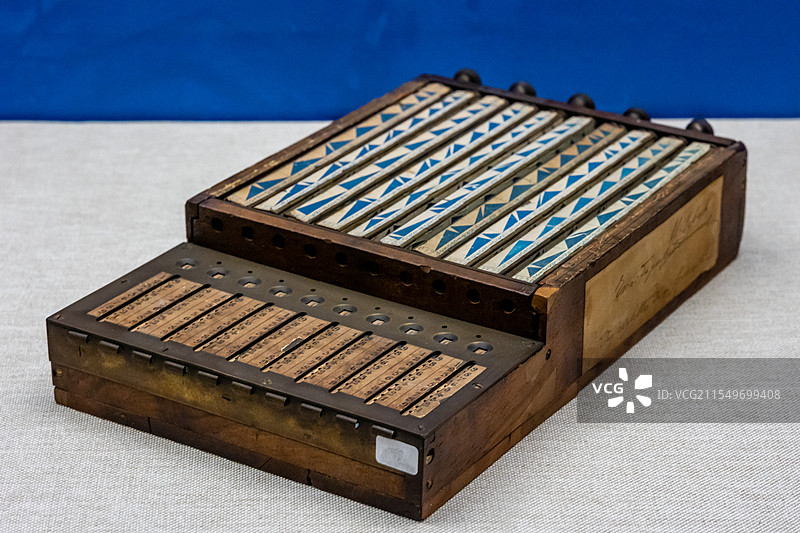 法国1891年热纳耶吕卡算棒图片素材