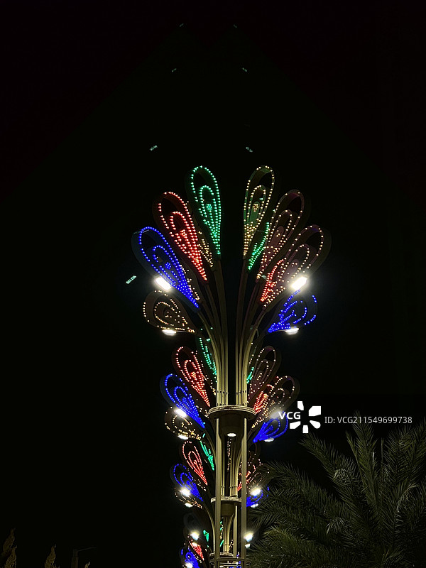 弄莫湖夜景图片素材