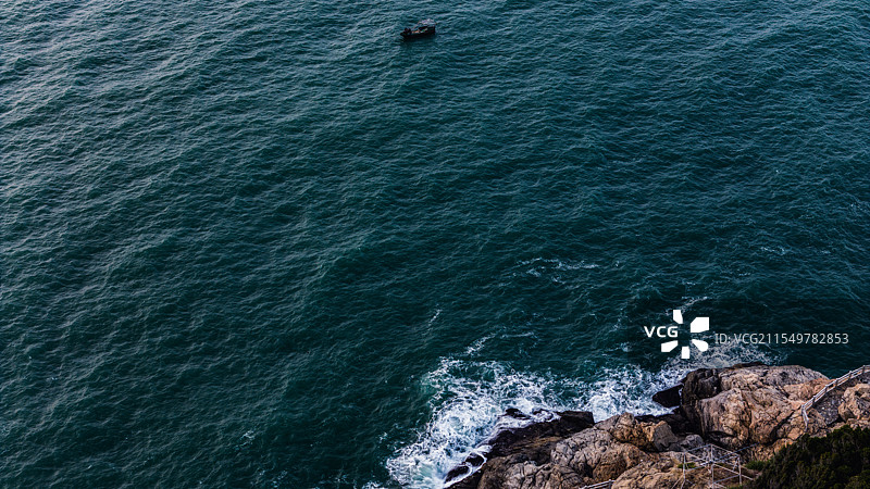 以海为生的渔舟图片素材