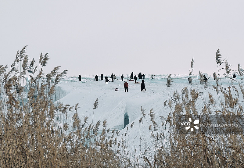 冬天的满洲里冰滑梯图片素材