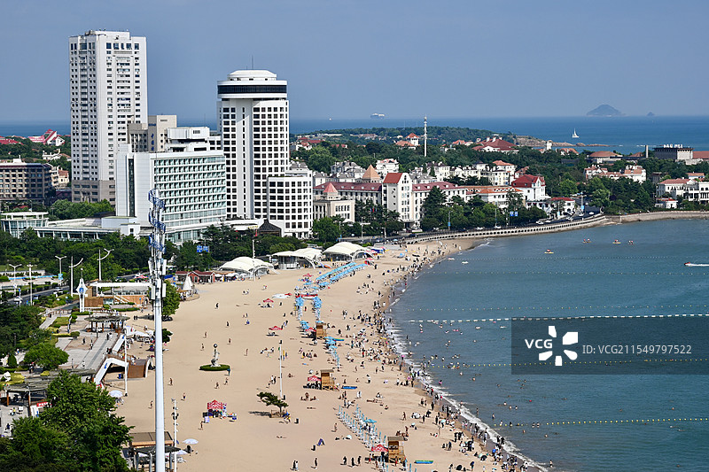 青岛小鱼山眺望海岸线图片素材