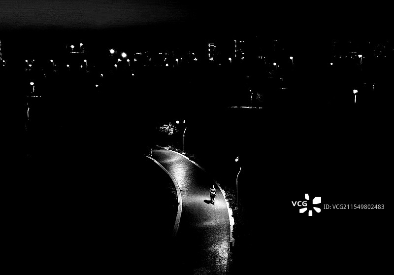 黑白光影拍摄于伊宁市图片素材