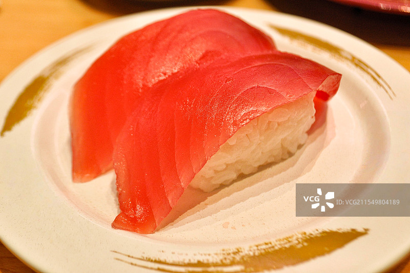 鲜美的金枪鱼寿司图片素材