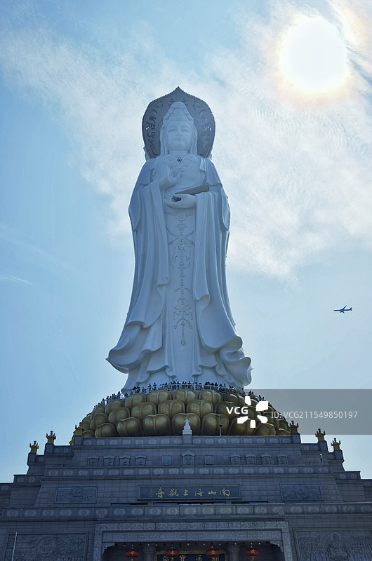 南山寺海上观音图片素材