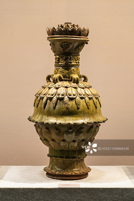 南朝 青瓷莲花尊 南京市博物馆图片素材