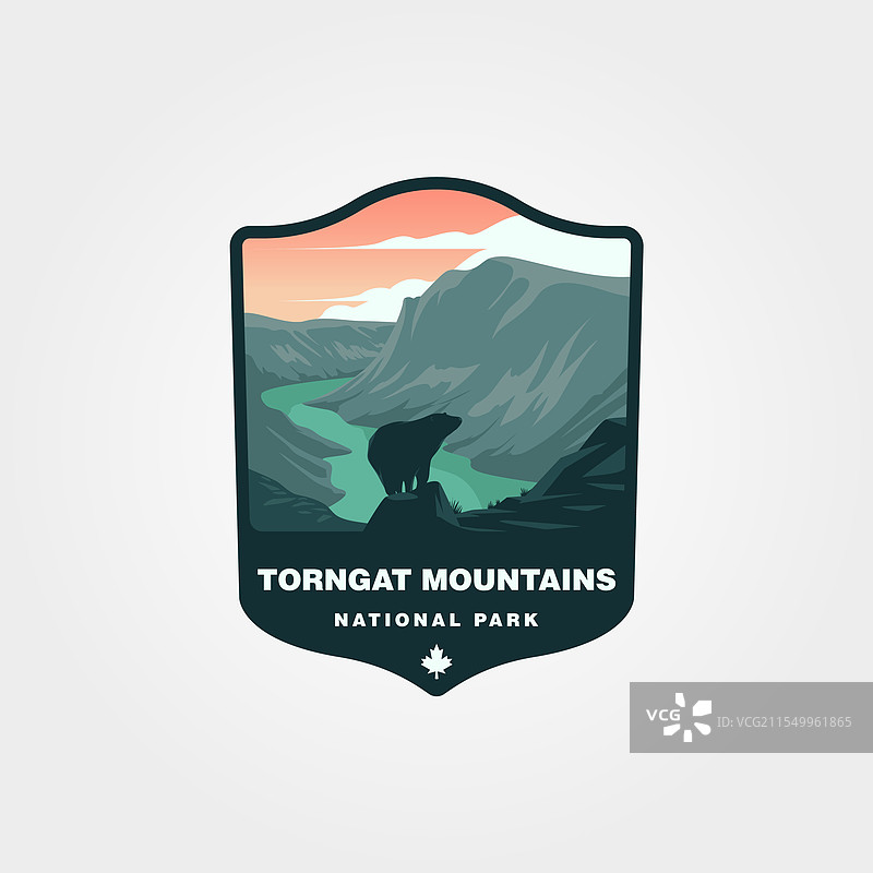 一只熊俯瞰托尔加特山脉国家公园图片素材