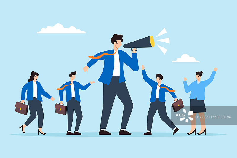 商界领袖手持扩音器进行指导图片素材