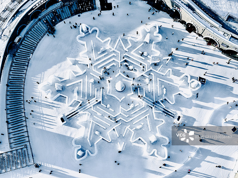 鸟瞰冰造雪花图片素材