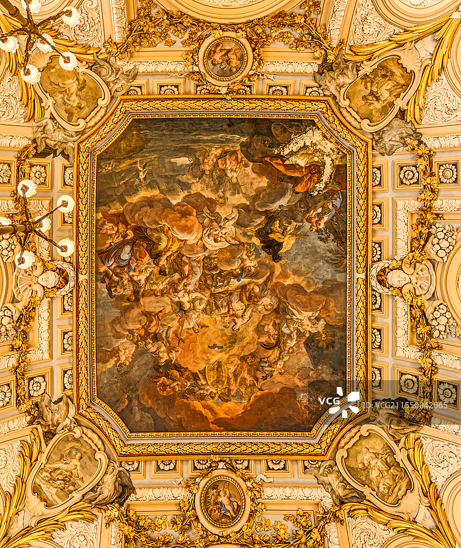 西班牙王宫屋顶壁画图片素材