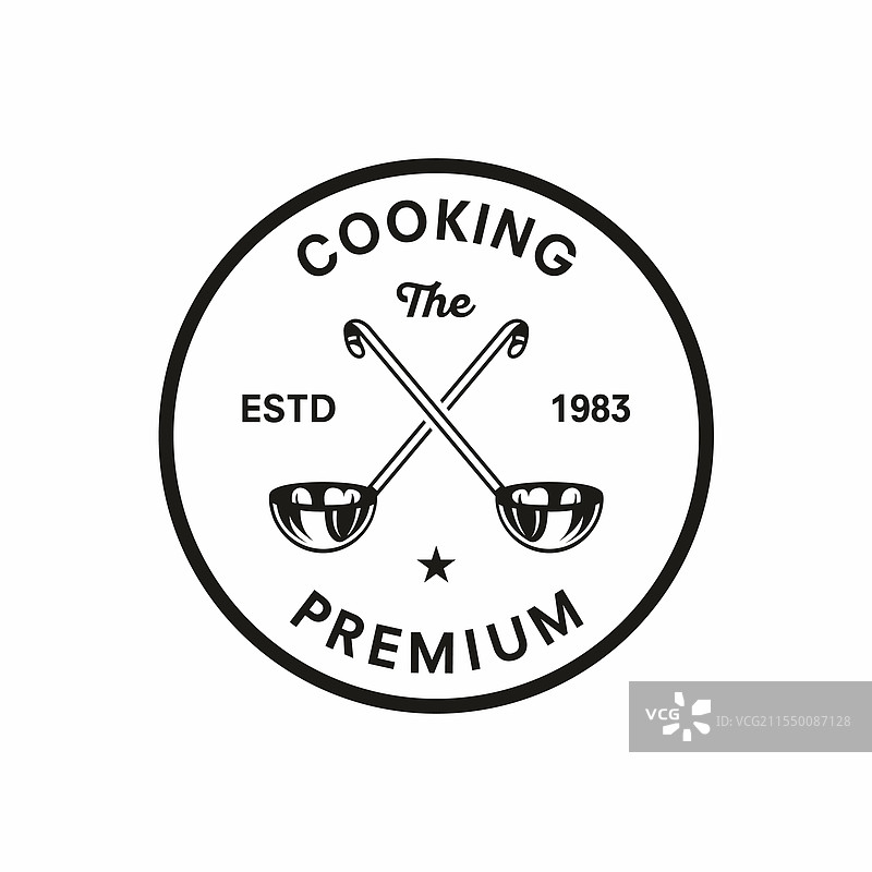 汤勺与食物飞溅概念的烹饪勺图片素材