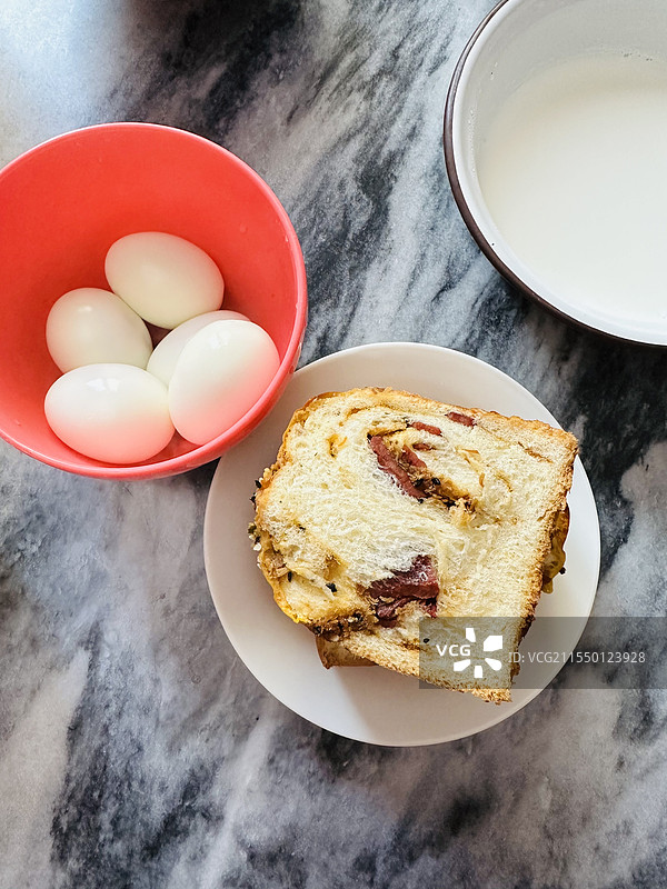 早餐面包鸡蛋牛奶图片素材