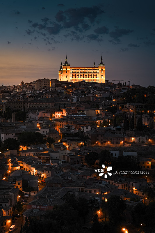 西班牙托莱多|夜色中的阿尔卡萨城堡Alcazar Castle at night,Span图片素材