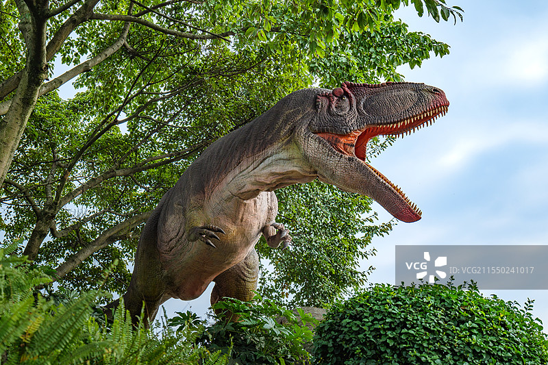 自贡恐龙博物馆的恐龙雕塑图片素材