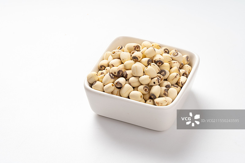 磨皮莲子白底图图片素材