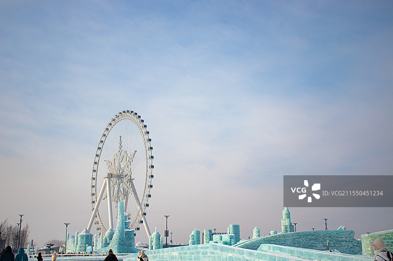 冰雪大世界雪花摩天轮图片素材