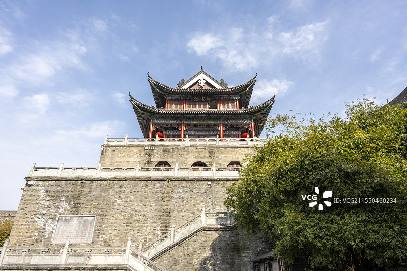 襄阳古城仲宣楼景点城市建筑旅游风光图片素材