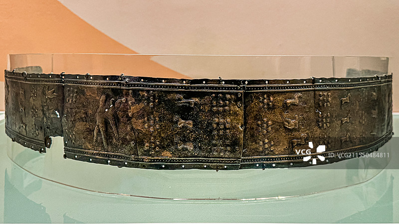 乌拉尔图王国 翼人格里芬铜腰带 土耳其 日本平山郁夫丝绸之路博物馆图片素材