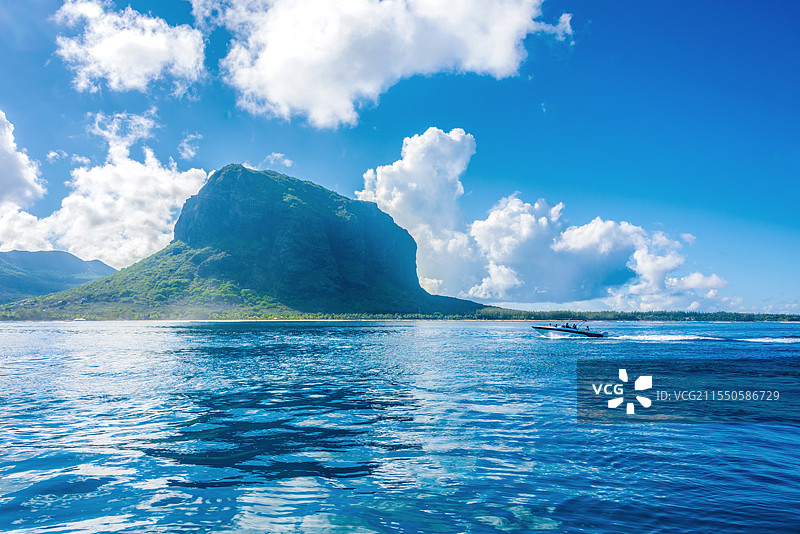 非洲毛里求斯海豚湾海景风光图片素材