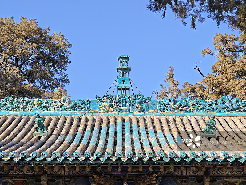 山西晋城玉皇庙古建筑屋顶装饰特写图片素材