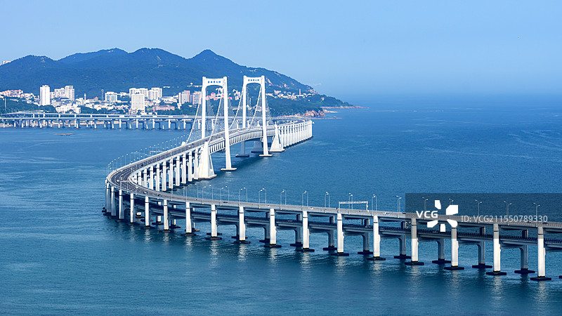 晴天的星海湾跨海大桥图片素材