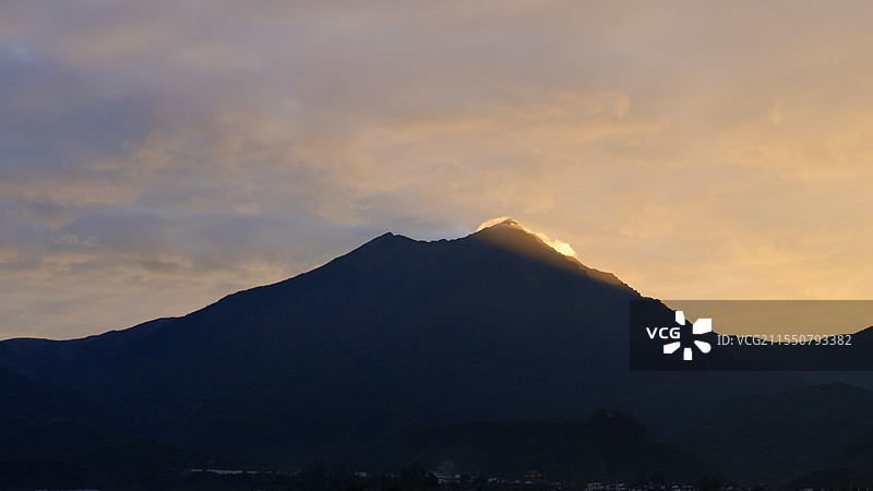 云南省怒江州兰坪县雪邦山风景图片素材