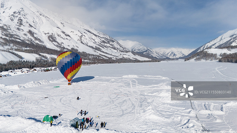 禾木热气球图片素材