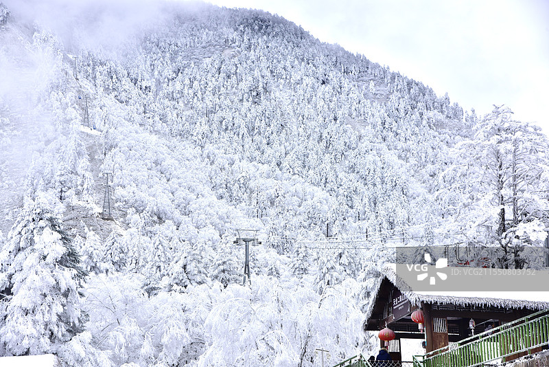雅安喇叭河景区的雪图片素材