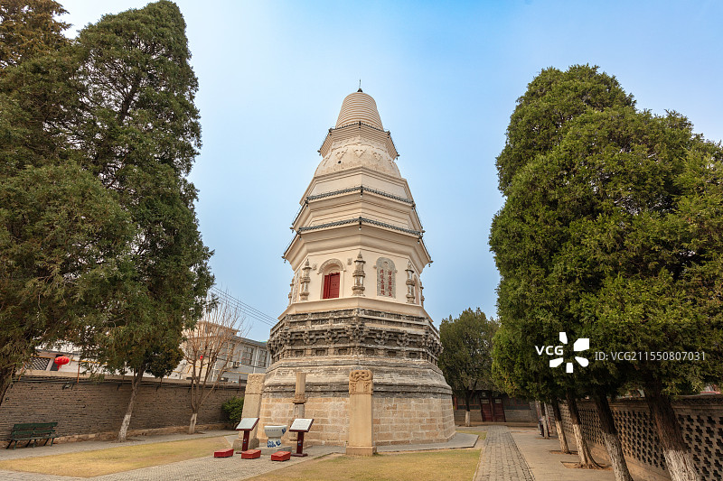 天津蓟州白塔寺白塔图片素材